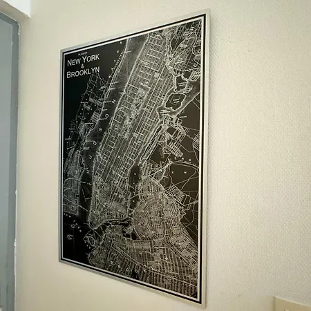 Julius Apartment *